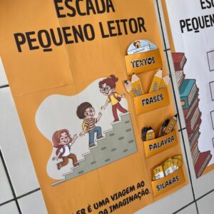 Escada PEQUENO LEITOR